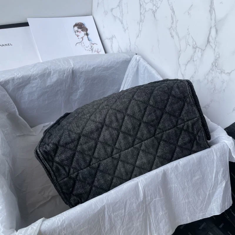Chanel Shopping Bags OdorResistant 52646
