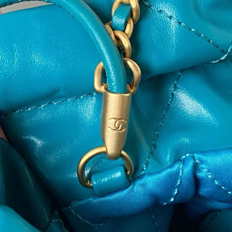 TechFriendly Chanel Shopping Bags 52652