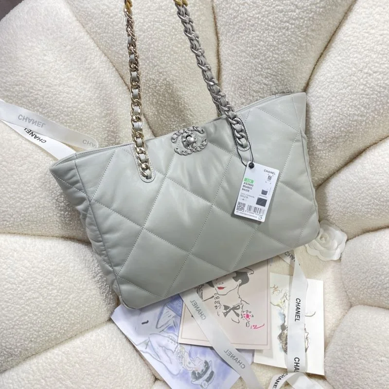 Chanel Shopping Bags Youthful 52633