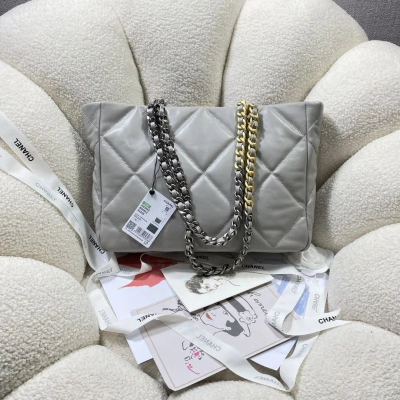 Fashionable Chanel Shopping Bags 52632