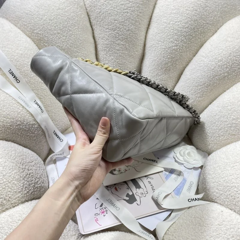Fashionable Chanel Shopping Bags 52632