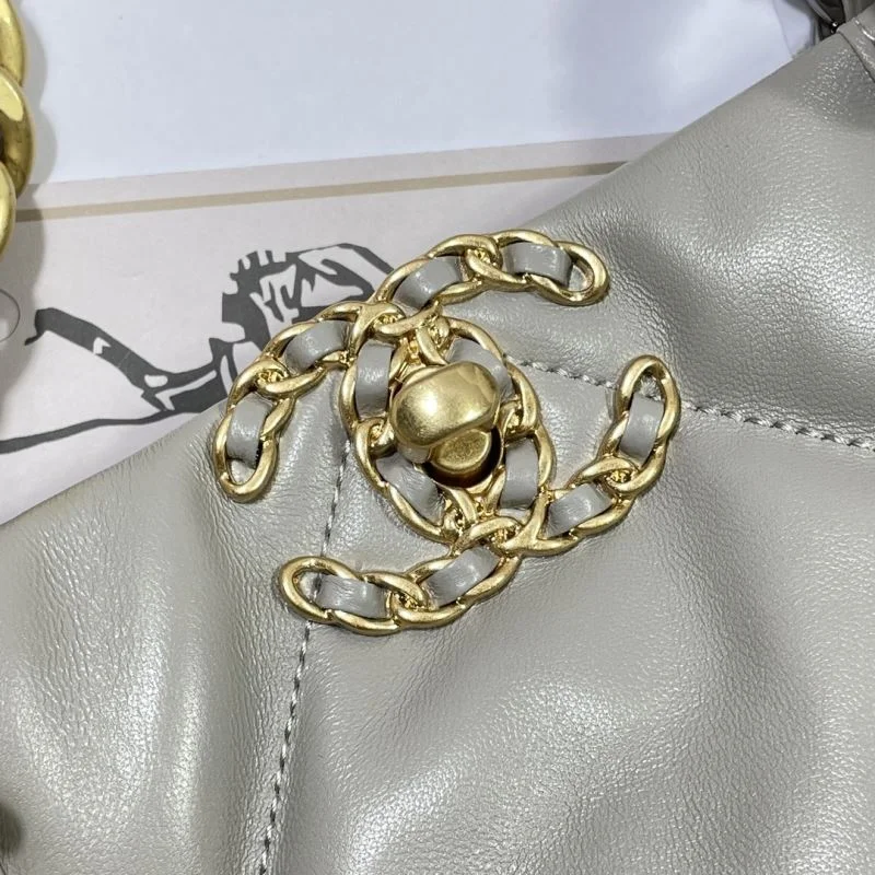 Fashionable Chanel Shopping Bags 52632