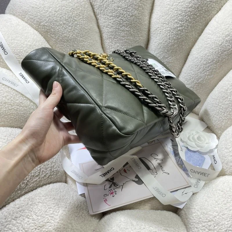 Snug Chanel Shopping Bags 52635