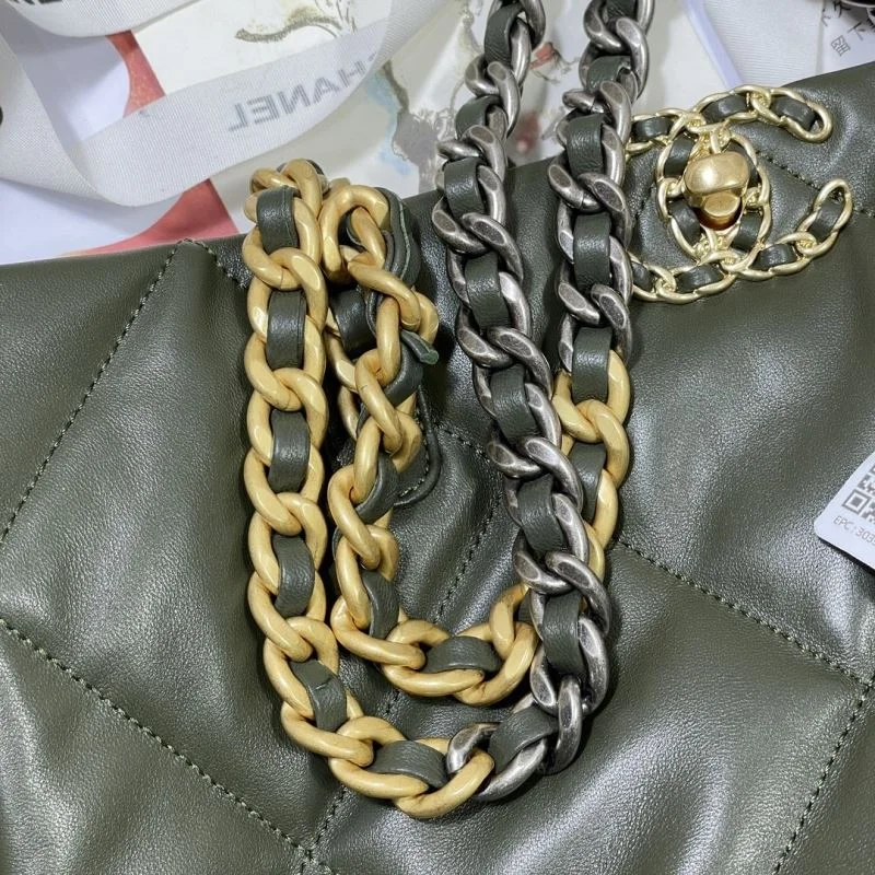 Snug Chanel Shopping Bags 52635