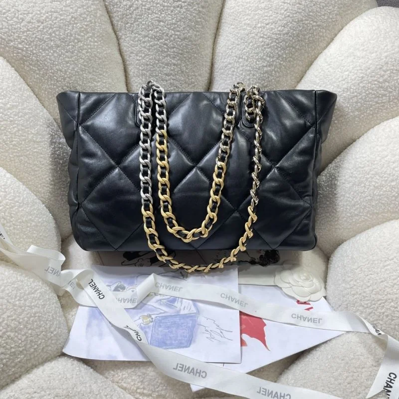 Chanel Shopping Bags Trendy 52628