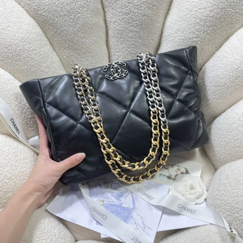Chanel Shopping Bags Trendy 52628