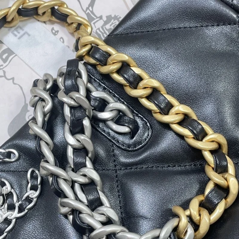 Chanel Shopping Bags Trendy 52628