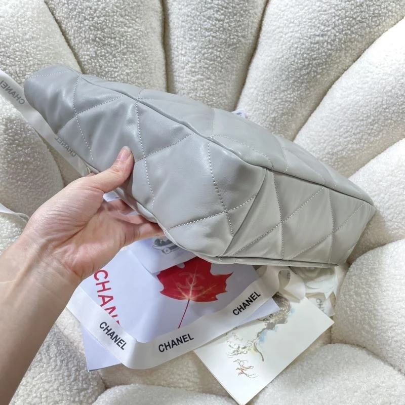 Chanel Shopping Bags Reliable 52622