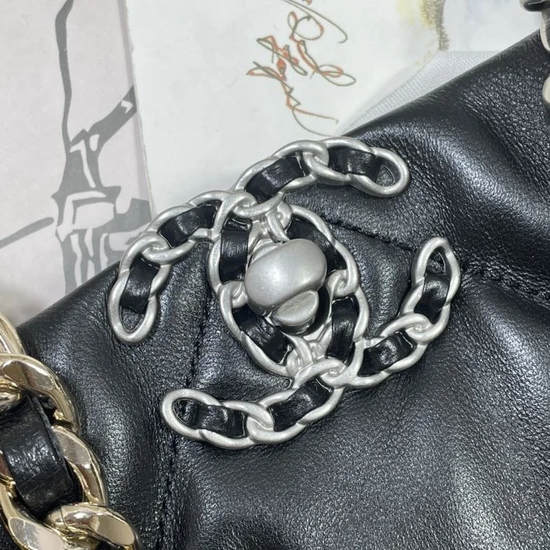 UrbanChic Chanel Shopping Bags 52607