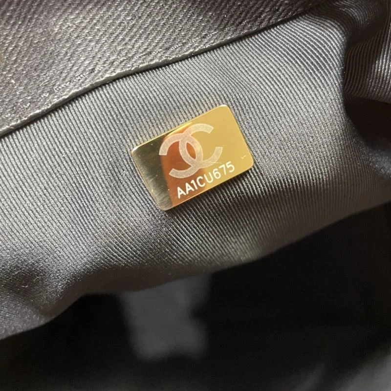 Chanel Shopping Bags Lightweight 52609