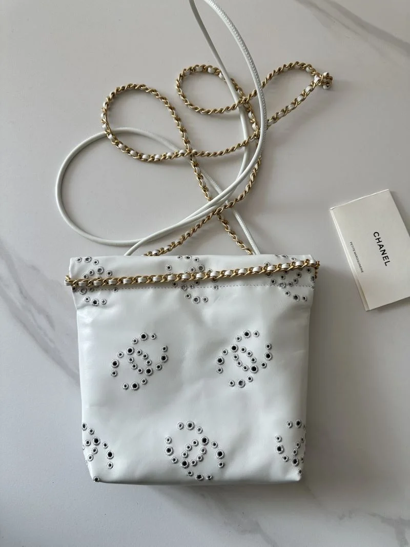 EyeCatching Chanel Shopping Bags 52600
