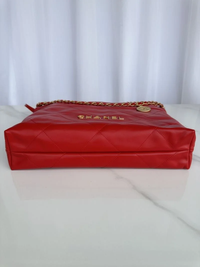 Sophisticated Chanel Shopping Bags 52641