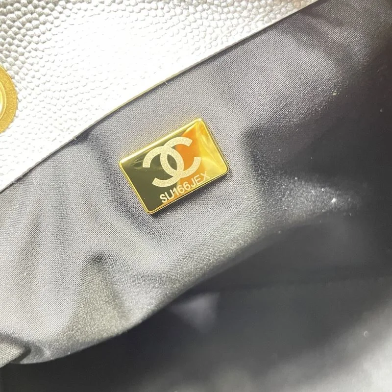 Chanel Shopping Bags ZipUp 52587