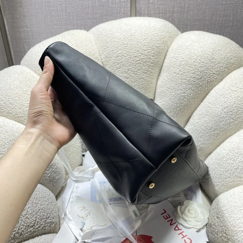 Chanel Shopping Bags FashionForward 52584