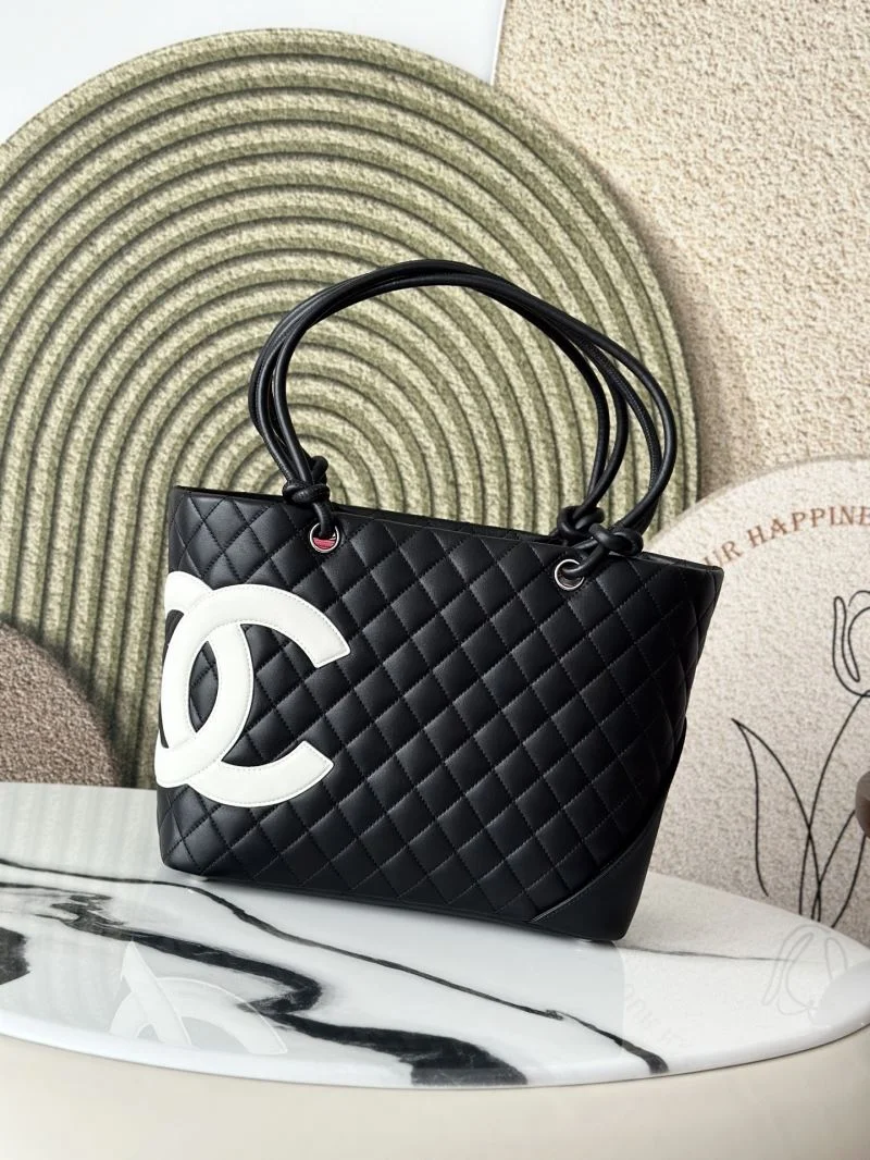 Chanel Shopping Bags ModernLook 52557