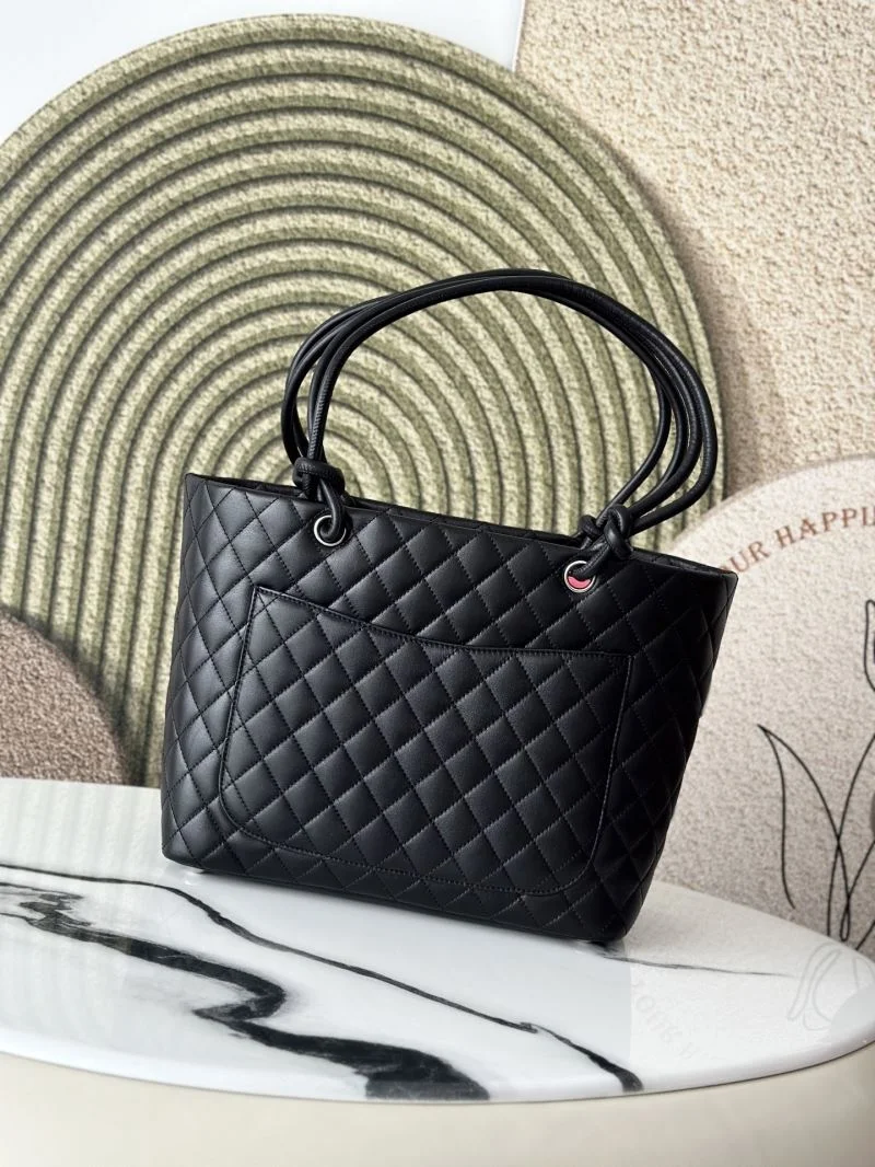 Chanel Shopping Bags ModernLook 52557
