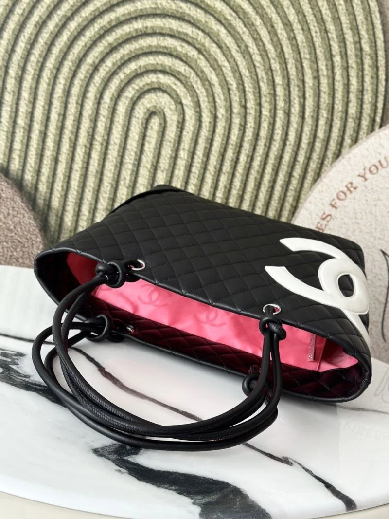 Chanel Shopping Bags ModernLook 52557