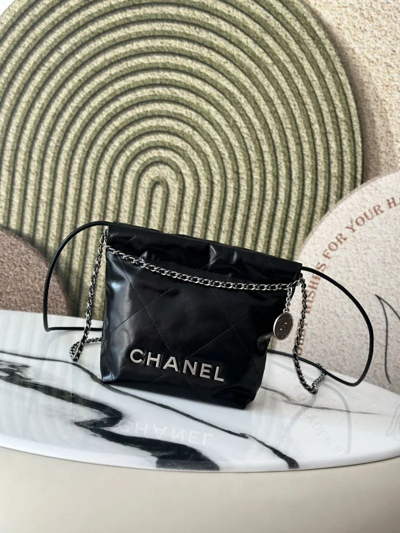 WaterResistant Chanel Shopping Bags 52553