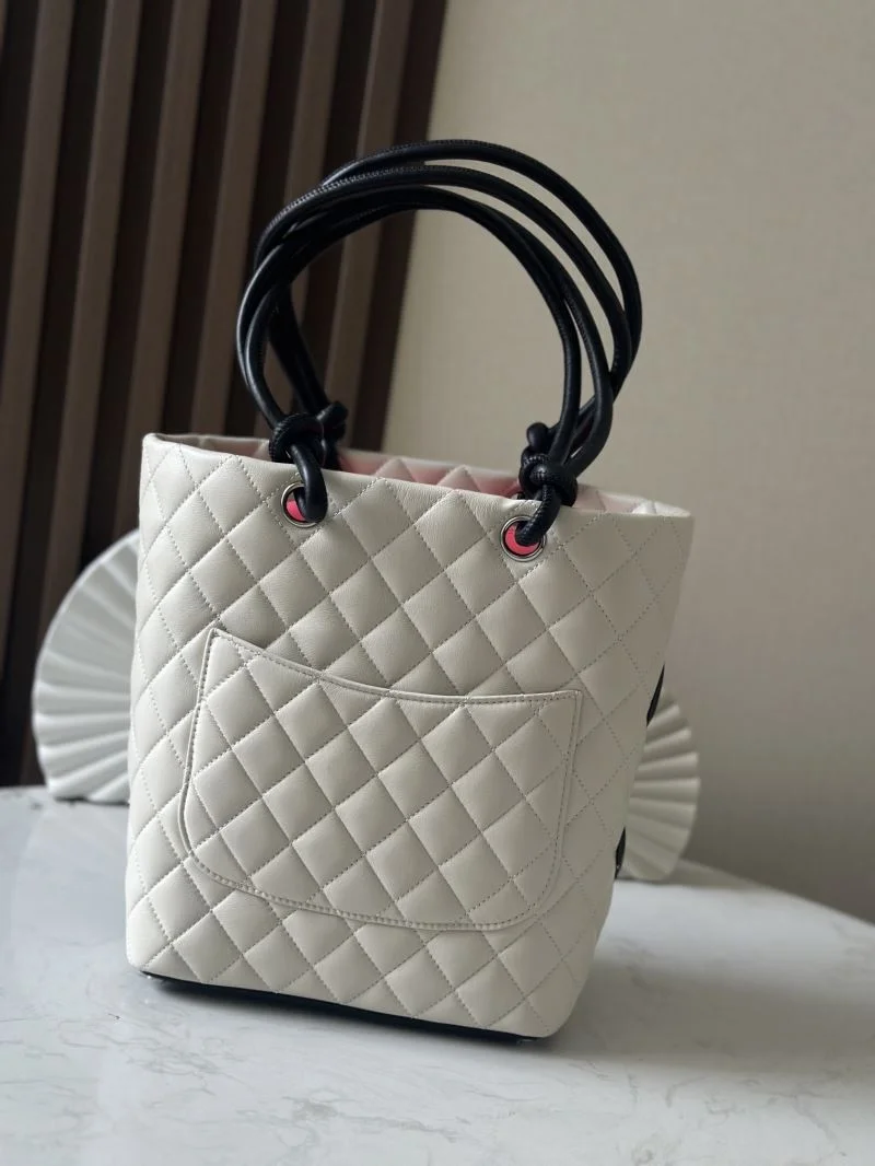 UrbanChic Chanel Shopping Bags 52550