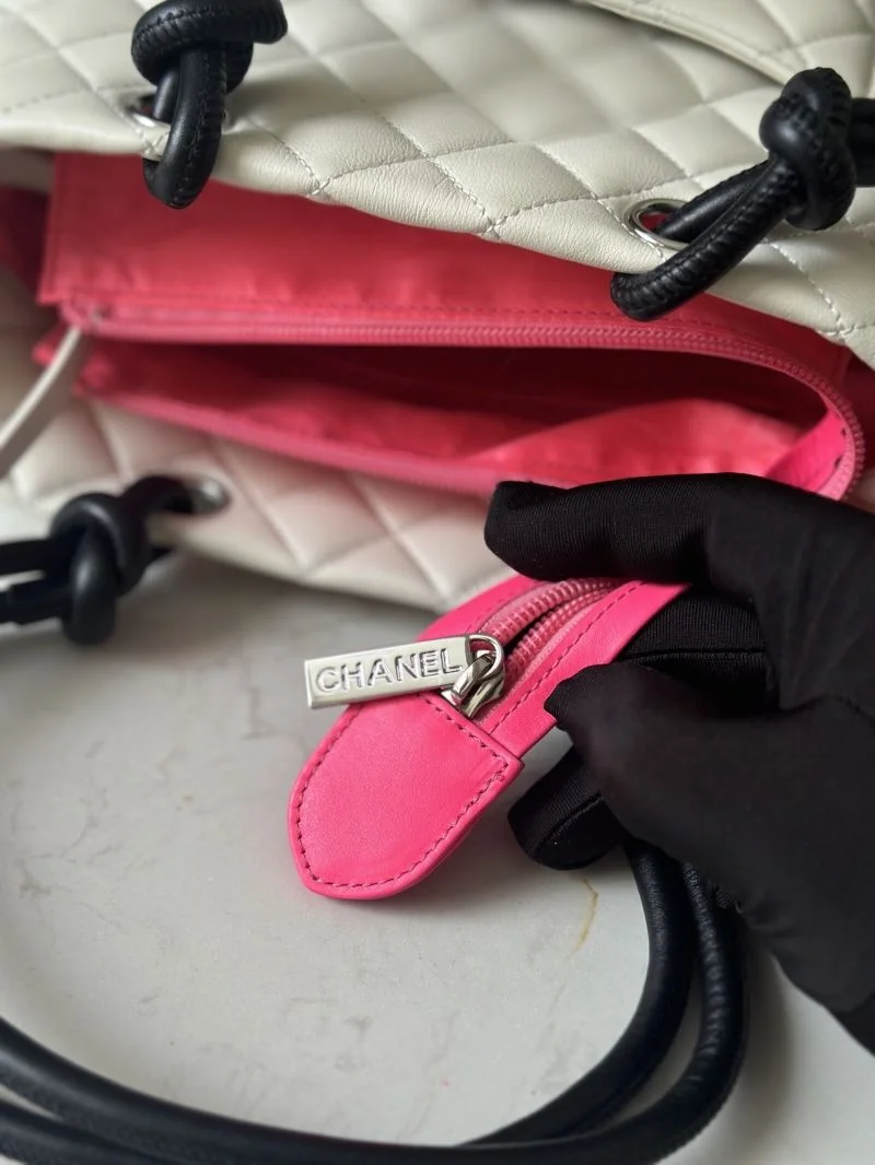 UrbanChic Chanel Shopping Bags 52550