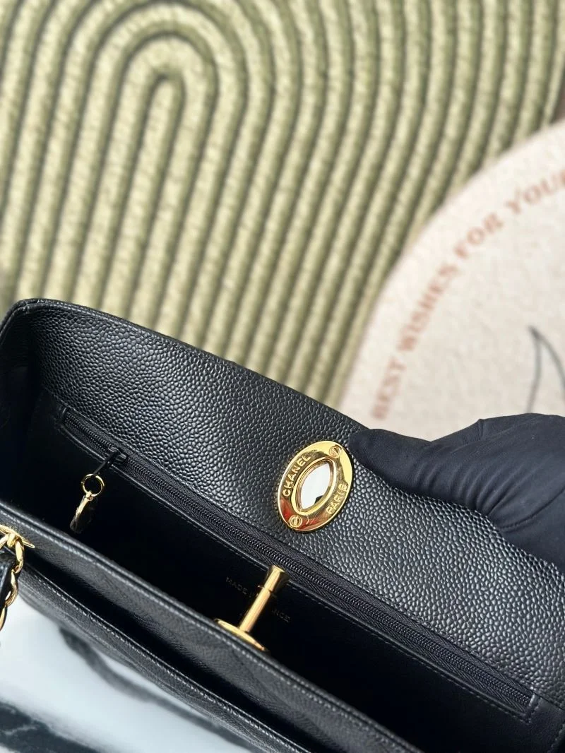 Modern Chanel Shopping Bags 52543