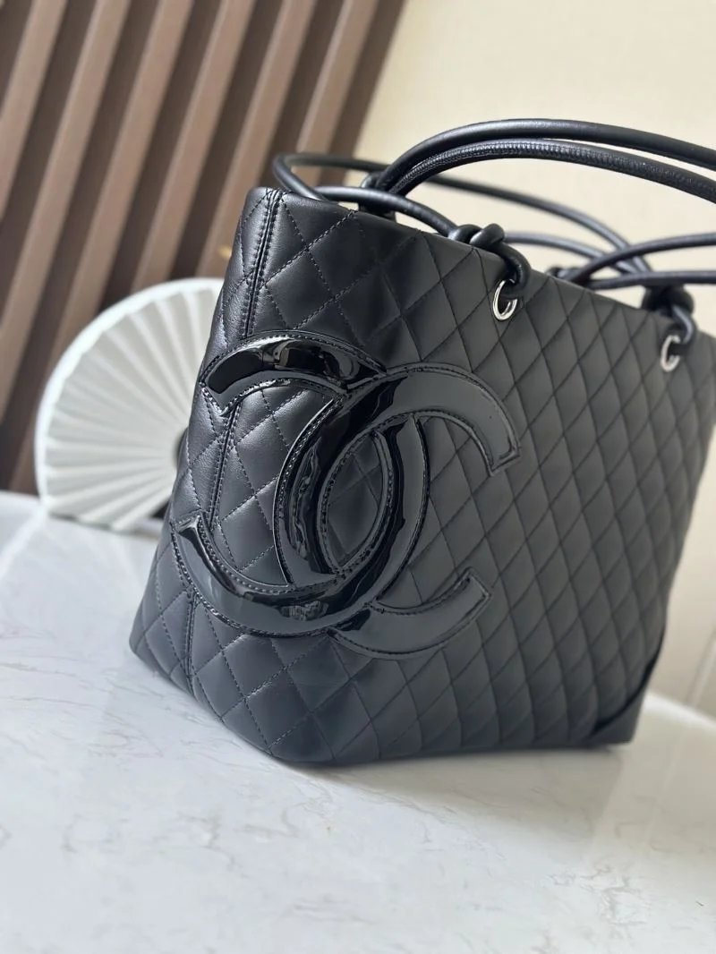 Chanel Shopping Bags ModernLook 52545