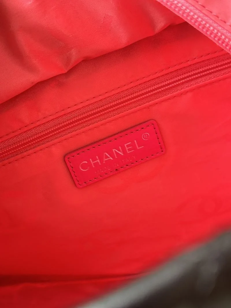 Chanel Shopping Bags ModernLook 52545