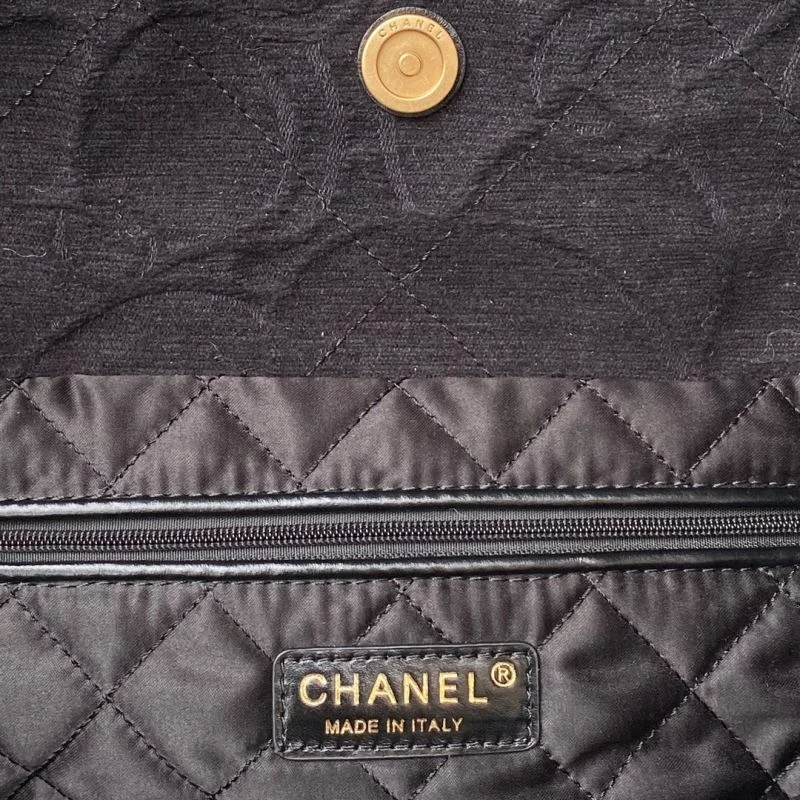 Chanel Shopping Bags Durable 52531
