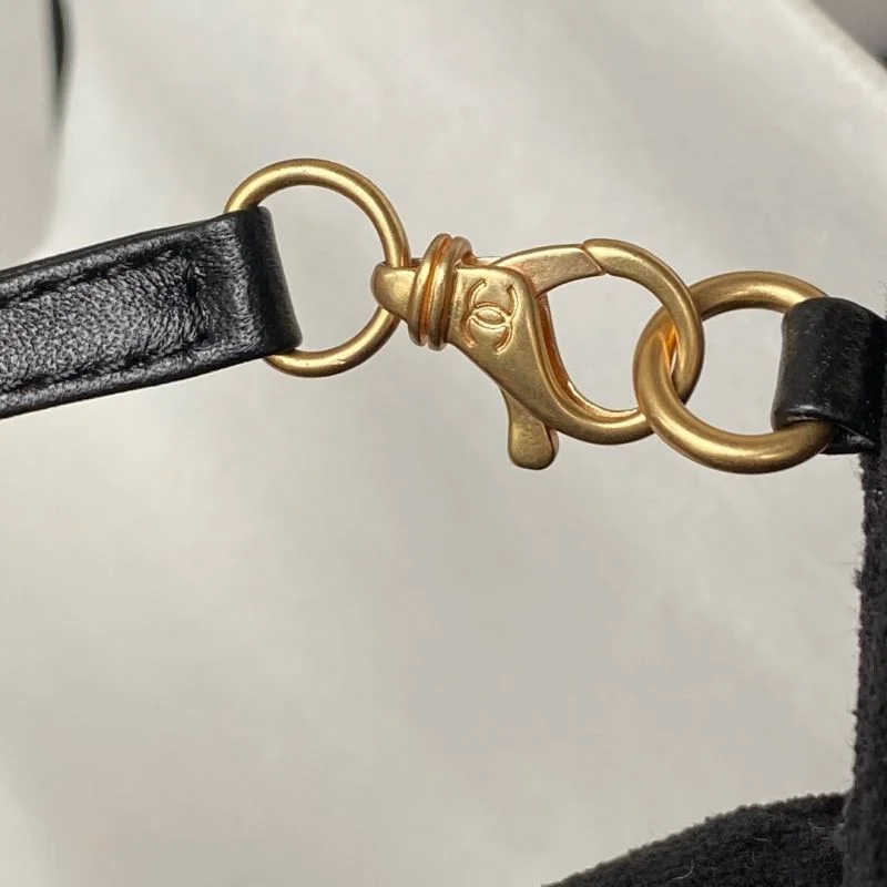 Chanel Shopping Bags Durable 52531