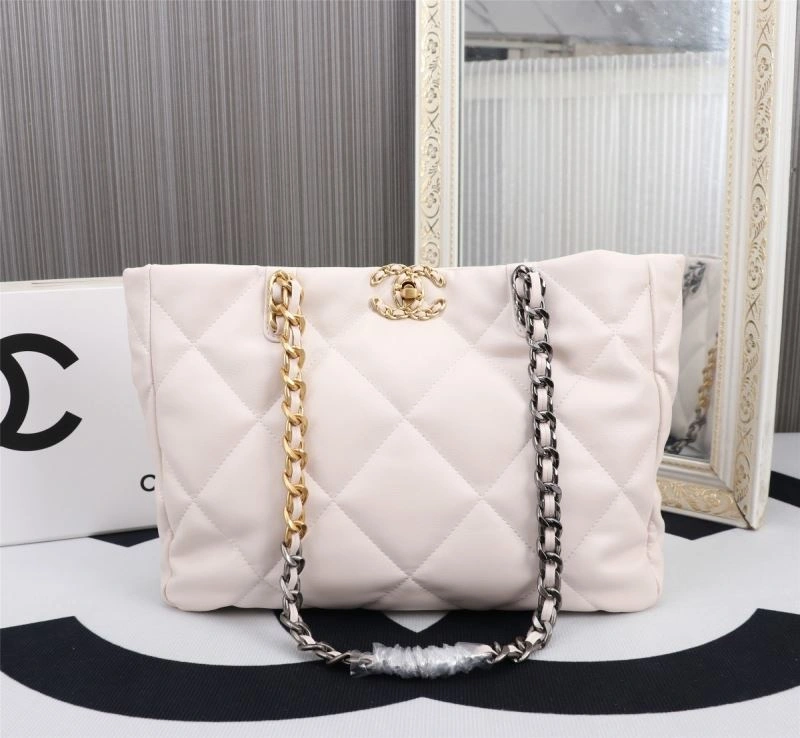 Soft Chanel Shopping Bags 86364