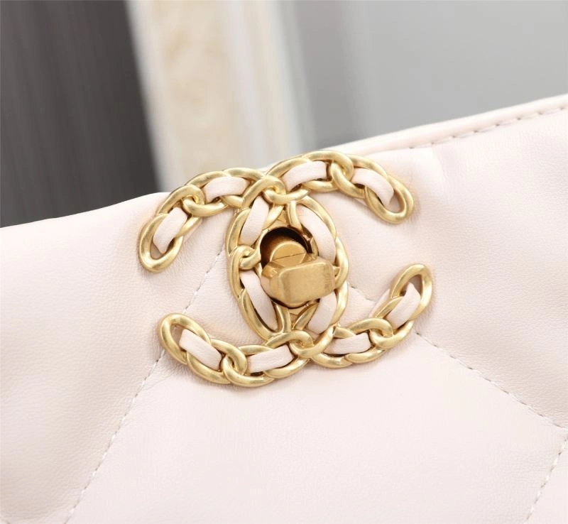 Soft Chanel Shopping Bags 86364