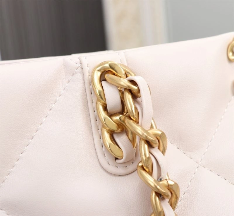 Soft Chanel Shopping Bags 86364
