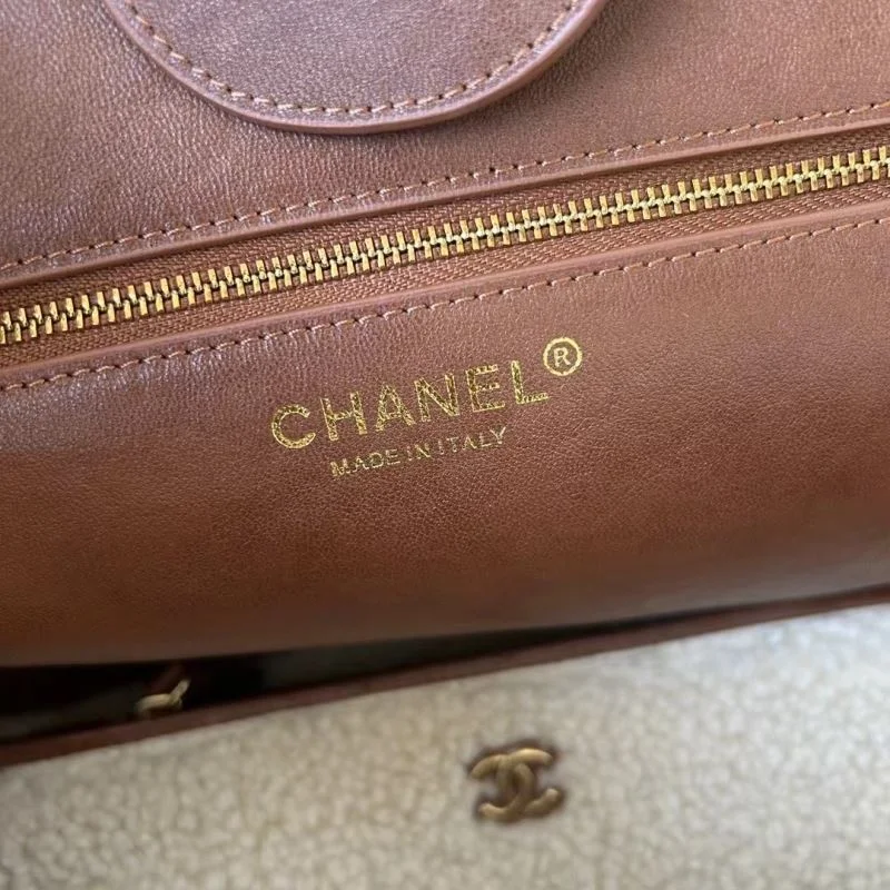 Breathable Chanel Shopping Bags 54827