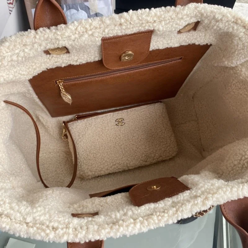 Chanel Shopping Bags ZipUp 54813