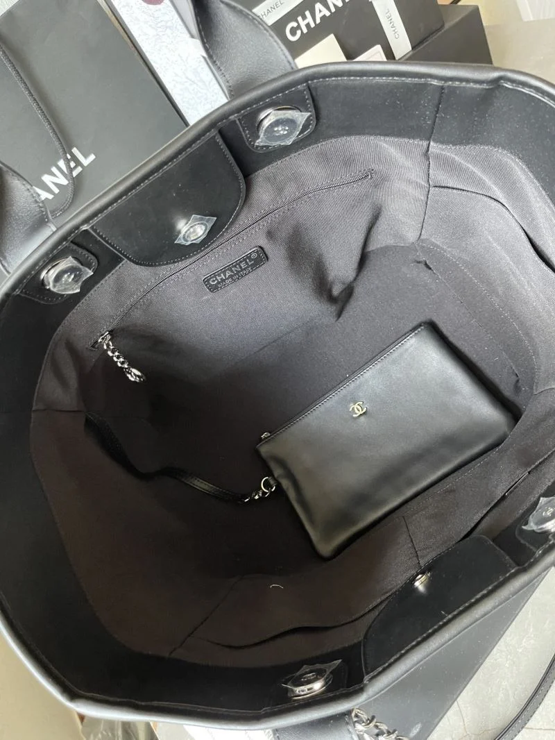 Chanel Shopping Bags TechFriendly 54825