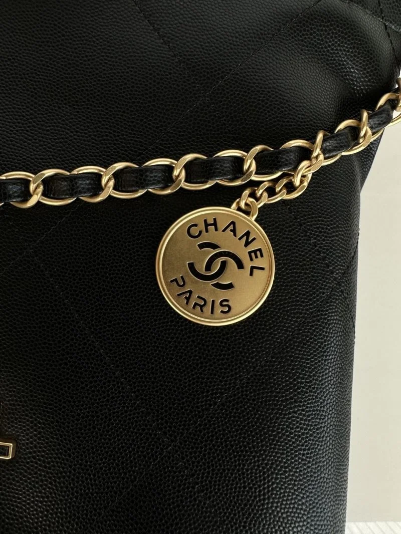 Tailored Chanel Shopping Bags 54809