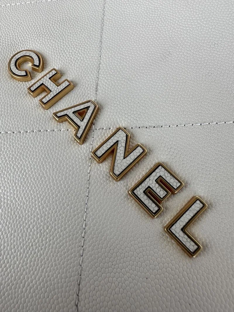 Bold Chanel Shopping Bags 54836
