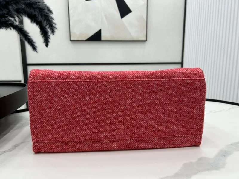 Tailored Chanel Shopping Bags 54794