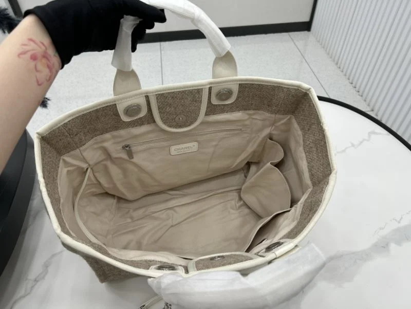 Chanel Shopping Bags Comfortable 54791
