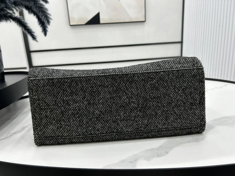 Chanel Shopping Bags Reliable 54819
