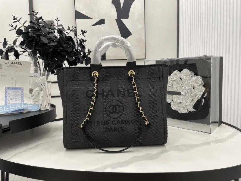 Snug Chanel Shopping Bags 54787