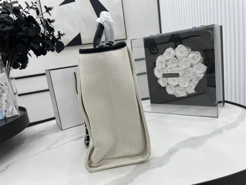 Casual Chanel Shopping Bags 54775