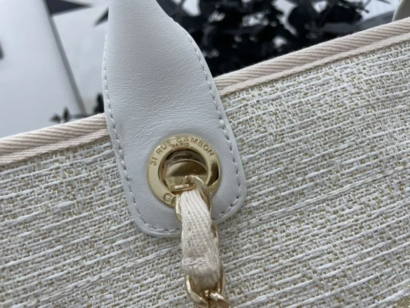 Chanel Shopping Bags Durable 54771