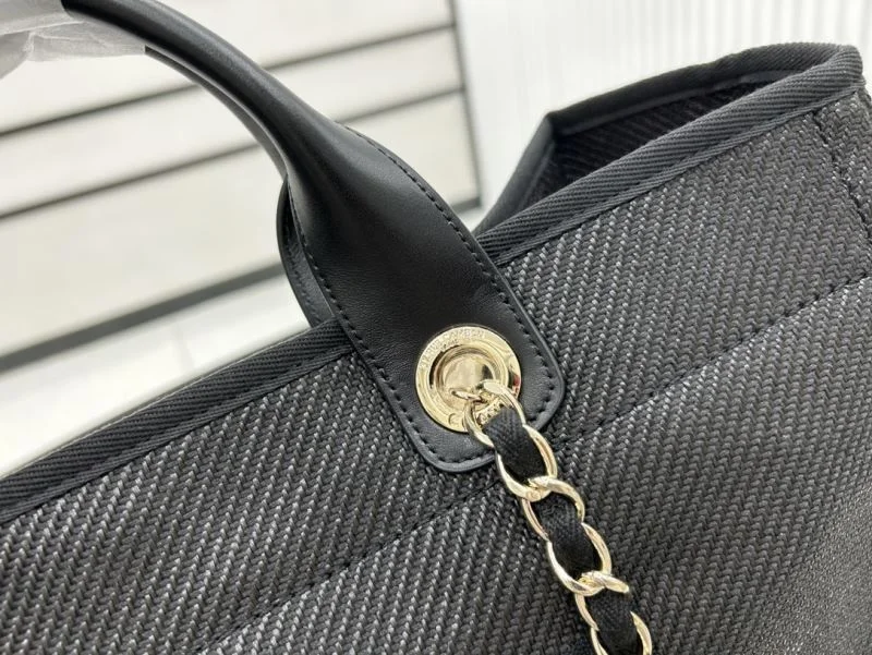 Chanel Shopping Bags TechFriendly 54768