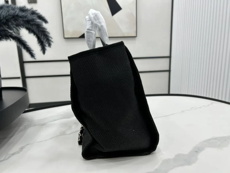 Chanel Shopping Bags TechFriendly 54768