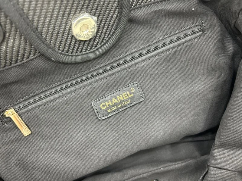 Chanel Shopping Bags TechFriendly 54768