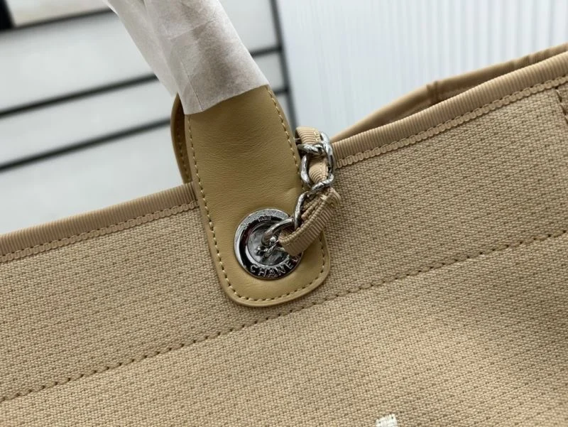 Chanel Shopping Bags TechFriendly 54765