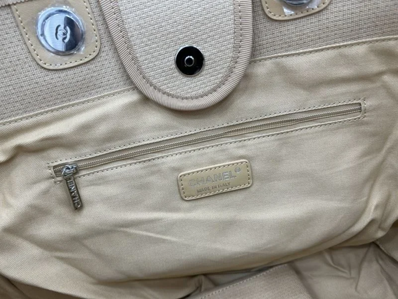 Chanel Shopping Bags TechFriendly 54765