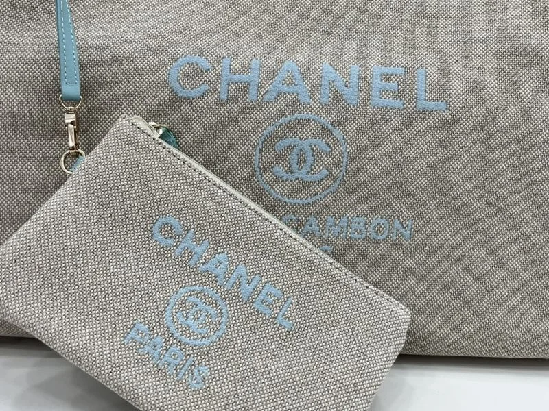Chanel Shopping Bags Compact 54820