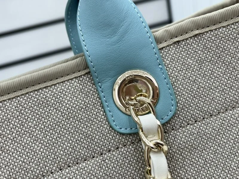 Chanel Shopping Bags Compact 54820